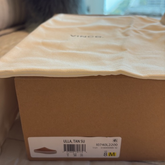 Vince Ulla Tan Suede shoes - Picture 3 of 4